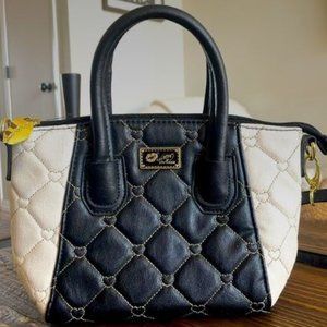 💲SOLD Betsey Johnson, Crossbody bag quilted💲SOLD